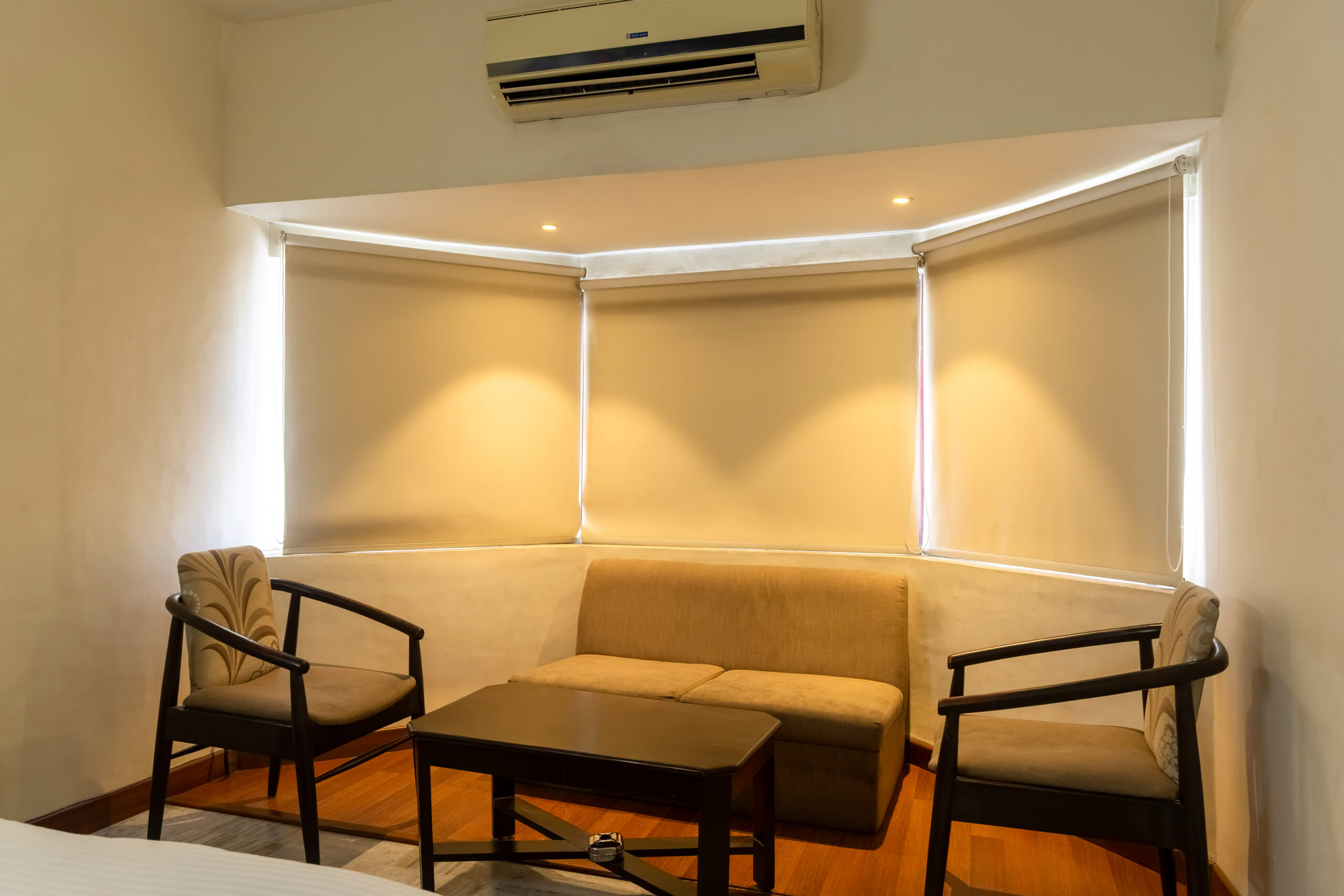 Superior Deluxe AC Room with King Bed & Balcony - Image 2